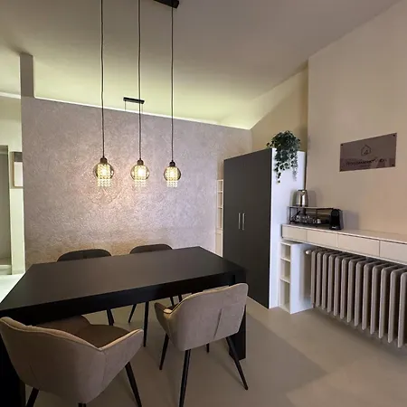 Апартаменты Rossmarktvier Streetloft